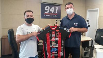 Ganhador da promoÃ§Ã£o Eu Visto A Camisa retirou o Seu Manto
